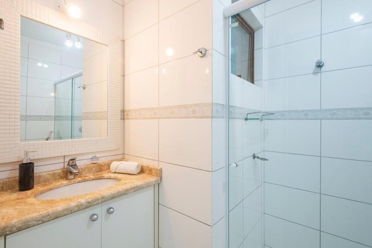 Itnc013 - Avenida Atlantica | Amplo Ape Com 3q+3wc Casa de férias