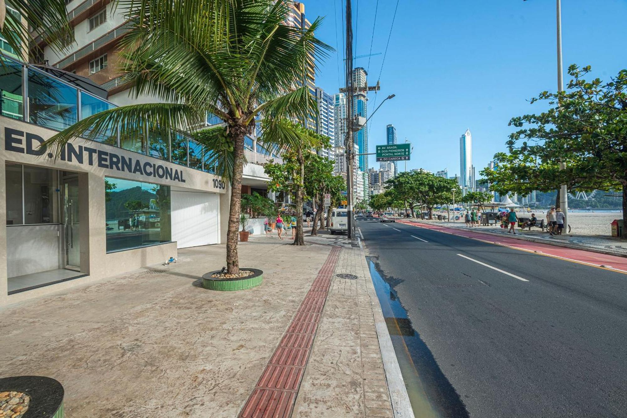 Itnc013 - Avenida Atlantica | Amplo Ape Com 3q+3wc *