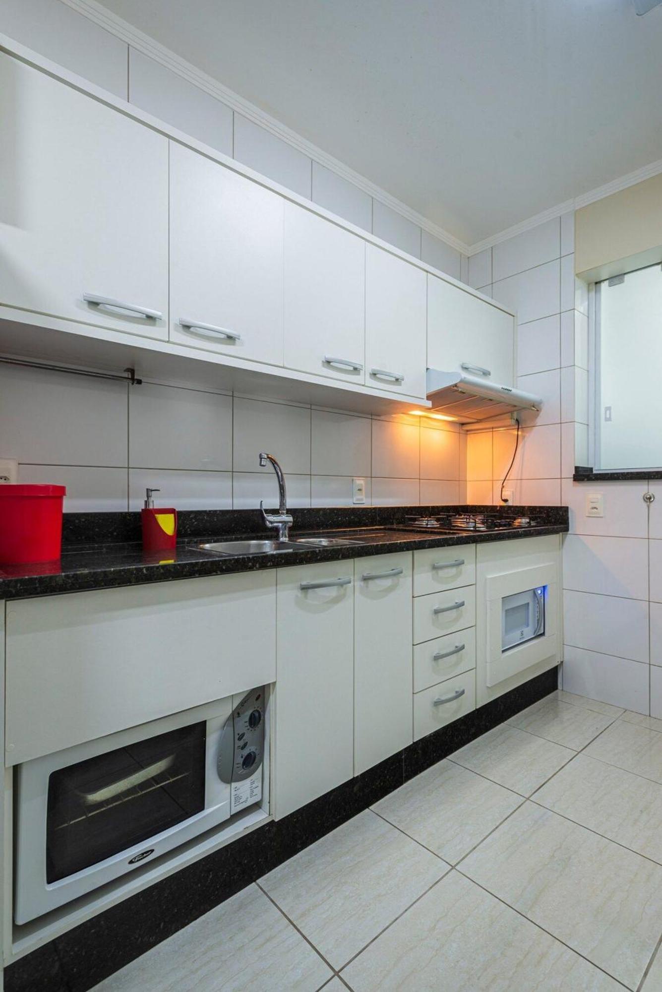 Itnc013 - Avenida Atlantica | Amplo Ape Com 3q+3wc Balneario Camboriu